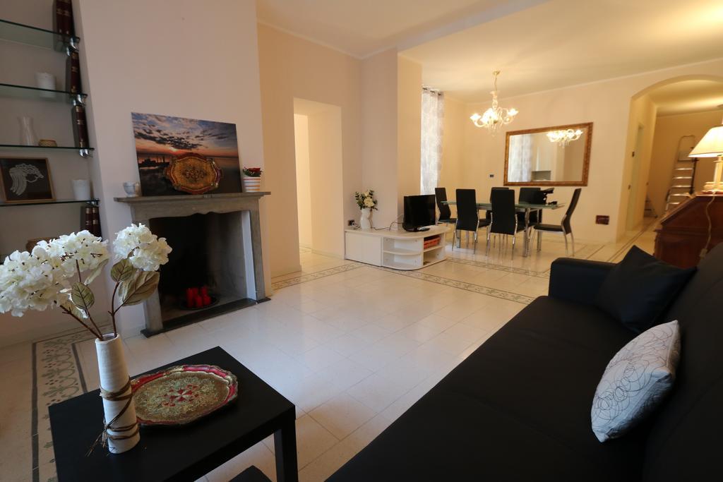 Ancient Courtyard Bonanomi 2 Bedroom Apartment Como Luaran gambar